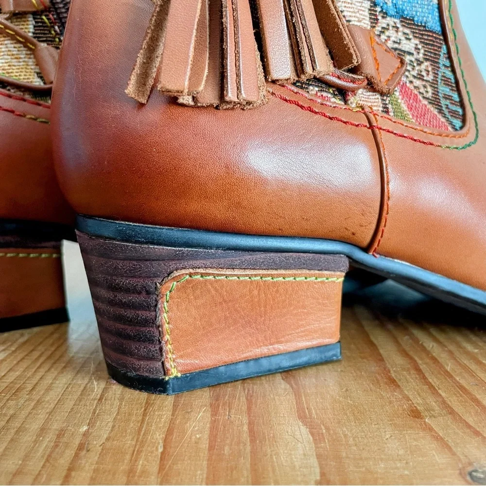 L’Artiste Brown Leather Ankle Boots Floral Tapestry Tassel Zipper Size 40 / US 9 - Picture 11 of 13